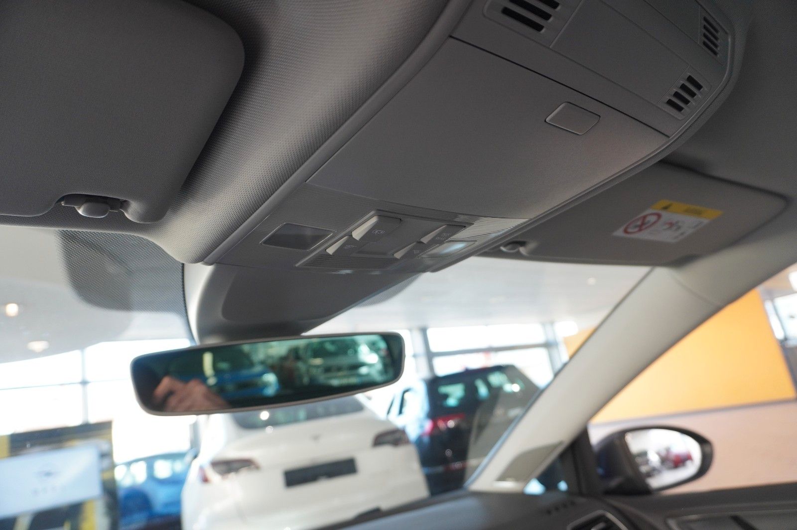 Fahrzeugabbildung Volkswagen Golf VII Lim. 2.0D JOIN NAVI/LED/KAMERA/DYNA./SH