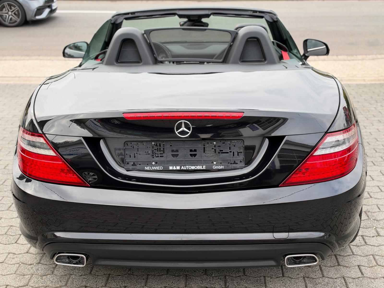 Mercedes-Benz SLK 350 V6 AMG-Line AirScarf 2.Hd Navi ILS Leder