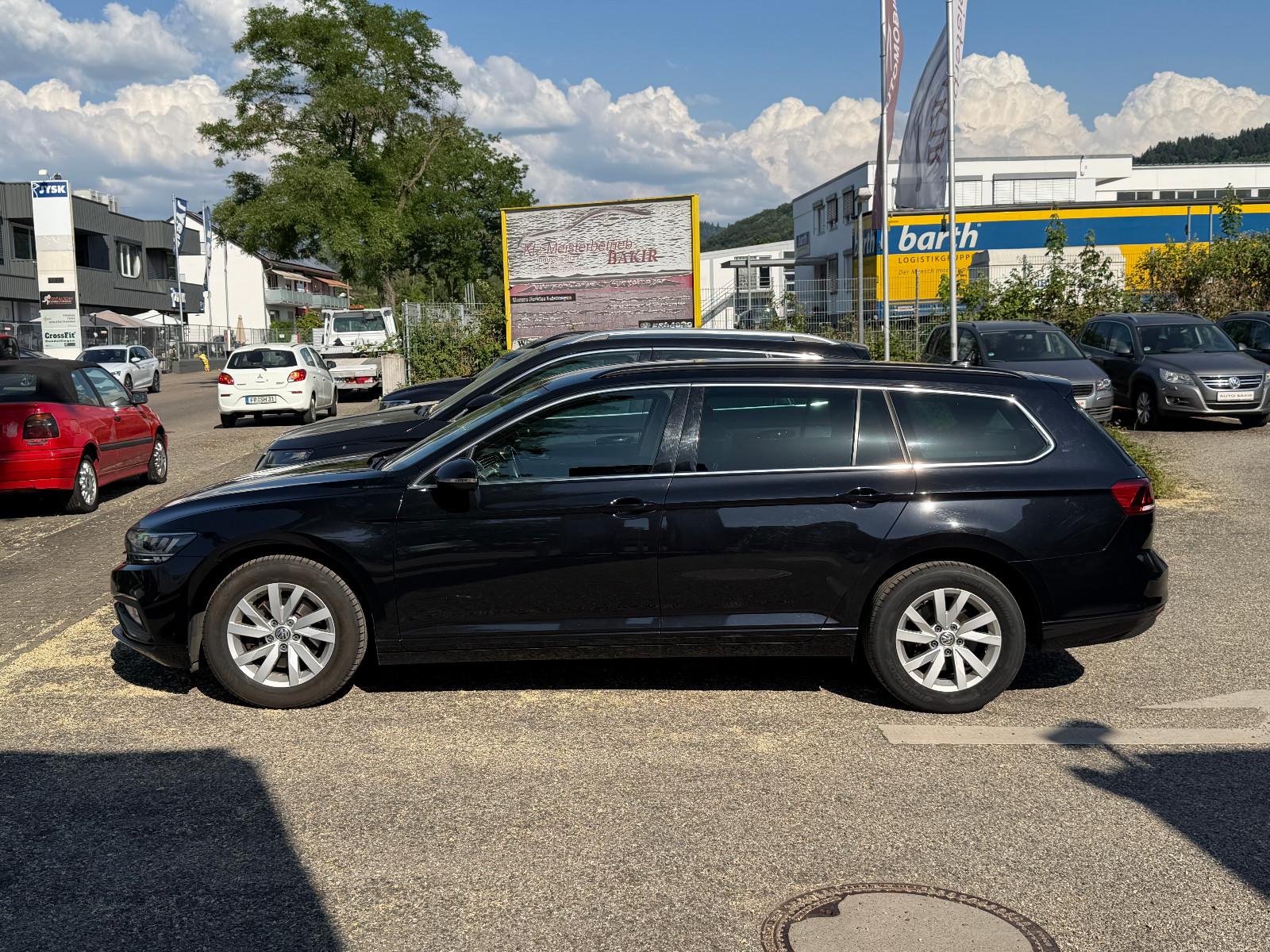Volkswagen Passat Variant Business*DSG*AHK*LED