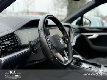Volkswagen Touareg - 12