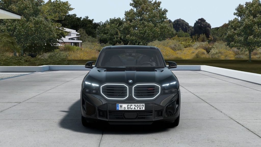 BMW XM