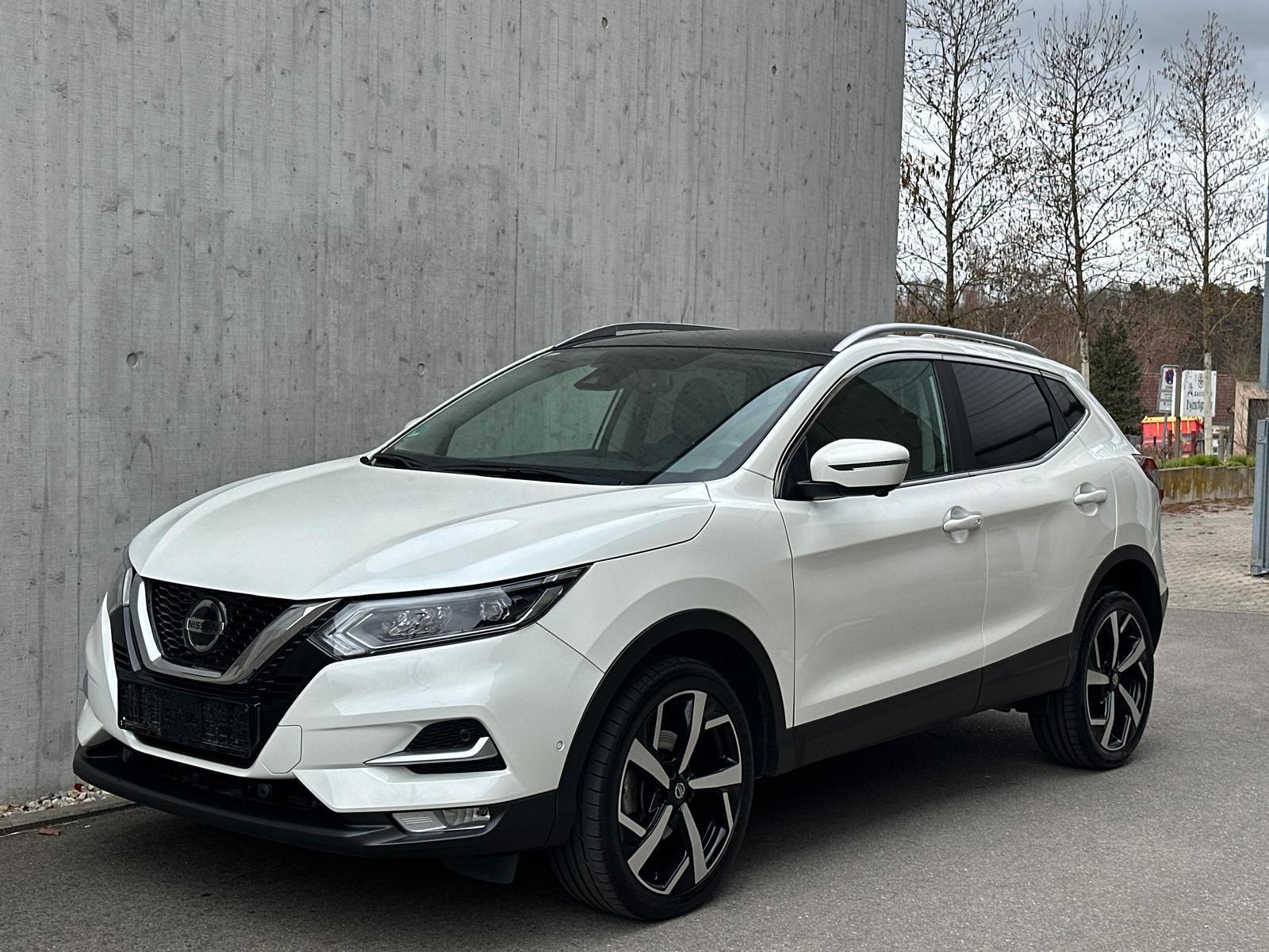 Nissan Qashqai 1.7 dCi Tekna 4x4 *PANO*LED*360° KAMERA*