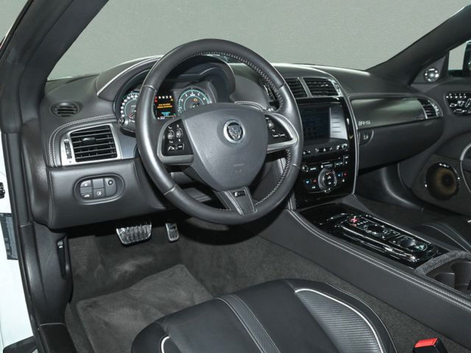 Fahrzeugabbildung Jaguar XKR - S Coupe - Scheckheft | perfekter Zustand!