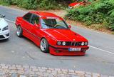 BMW 318 iS - BMW 318: Is