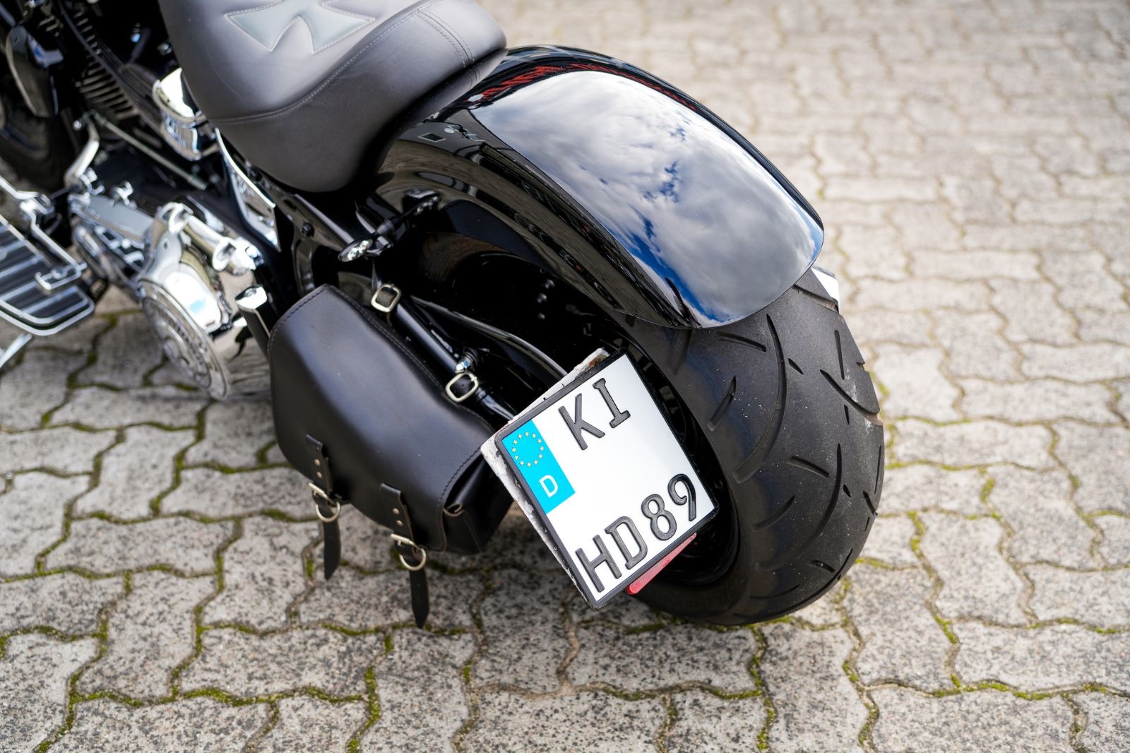 Fahrzeugabbildung Harley-Davidson FLSTF Fat Boy Twin Cam 96B - Ape - Kesstech