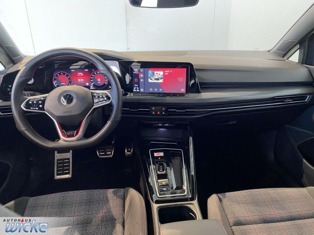 Golf VIII 2.0 TSI DSG GTI NAVI KLIMA KEYLESS PDC