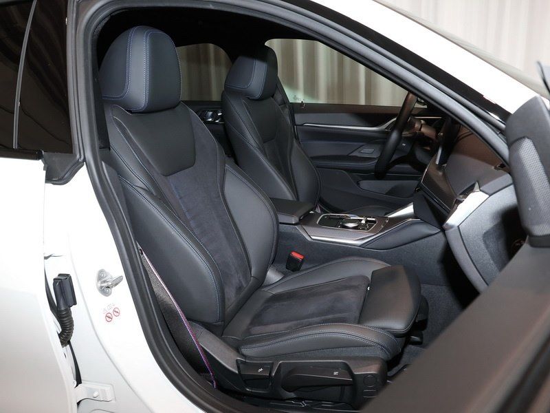 BMW i4 eDrive40 Gran Coupé M Sport DrivAssProf LED R foto 4