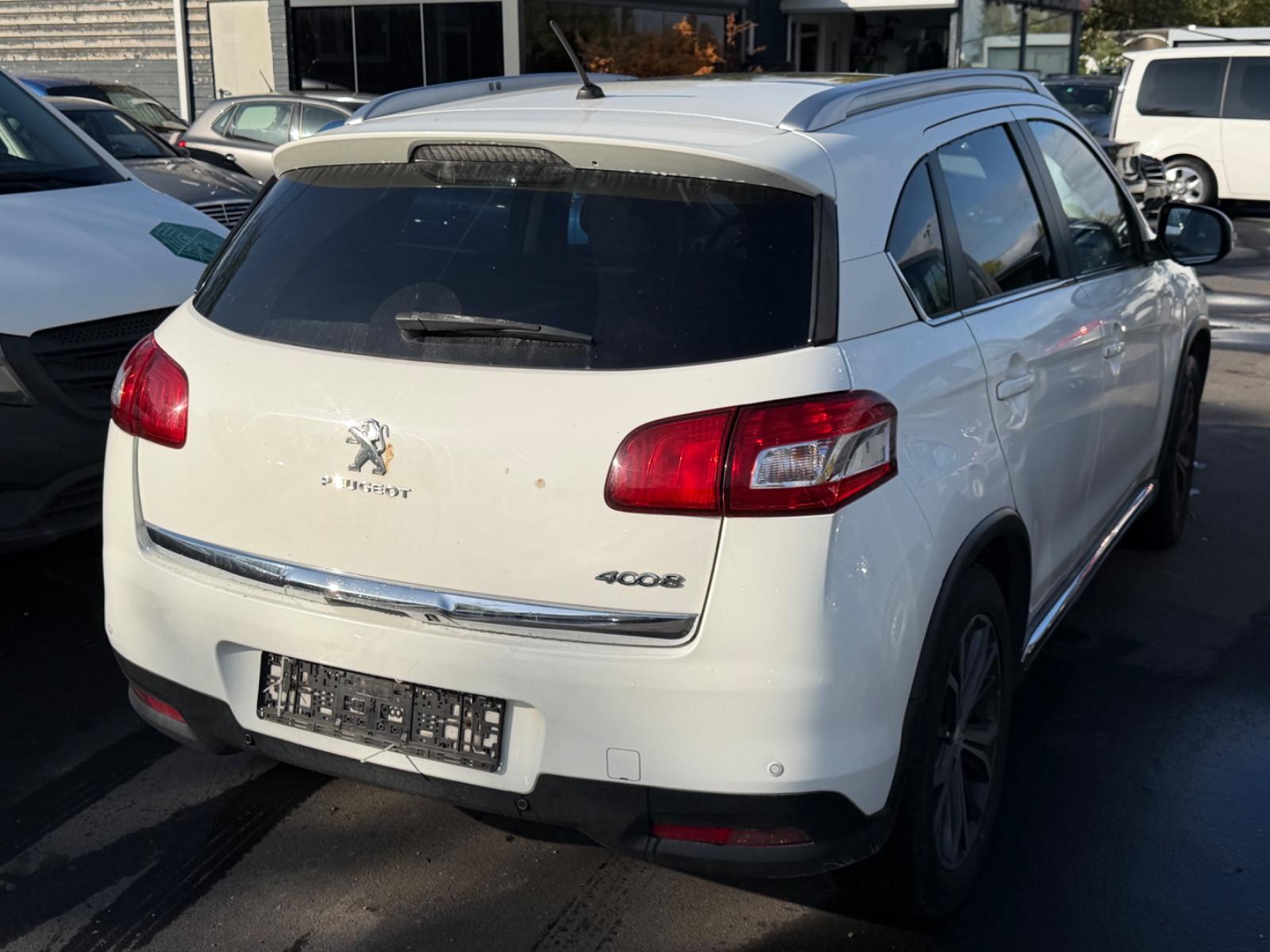 Peugeot 4008 2015 — двигун 1.798 cm³, 150 HP (110kW)