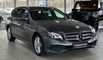Fahrzeugabbildung Mercedes-Benz E 220d 4Matic Kamera Navi Sitzh Stop&Go Garantie