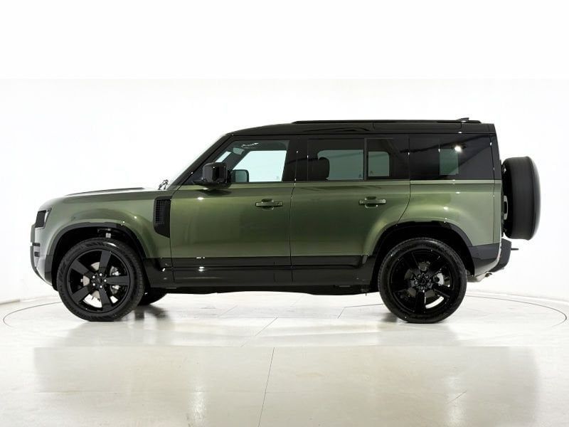 Land Rover Defender D250 AWD Auto 110 X-Dynamic  imagem 2