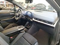 BMW 218 - Vorschau Bild 11