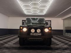 LAND ROVER Defender 90 E Station Wagon RADIO LAND ROVER Defender 90 E Station Wagon RADIO