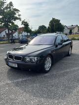 BMW Auto BMW 745I - BMW 745 aus 2002