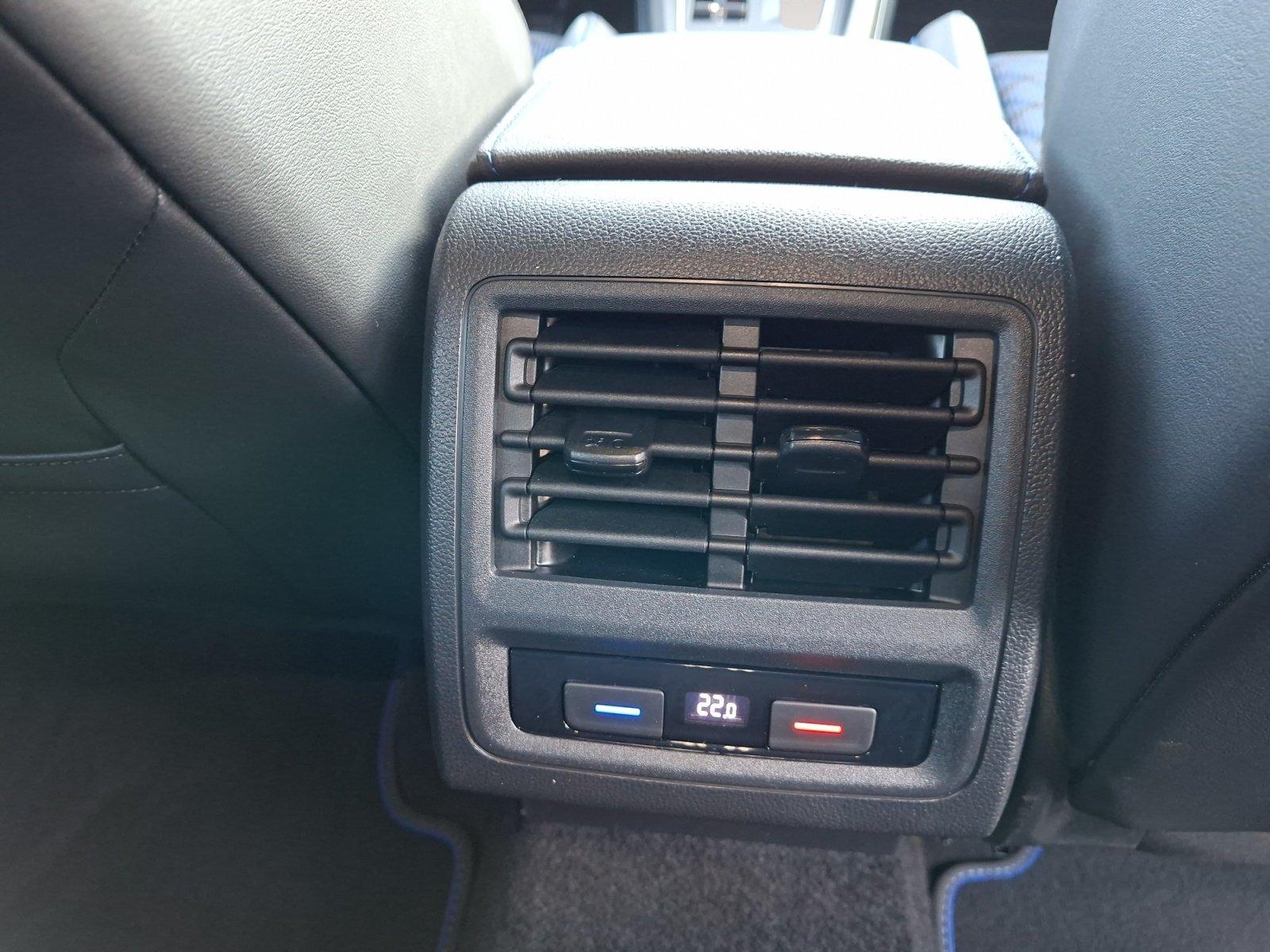 Volkswagen Golf VIII R 2.0 TSI 4Motion 270km/h Matrix Navi, миниатюра 19