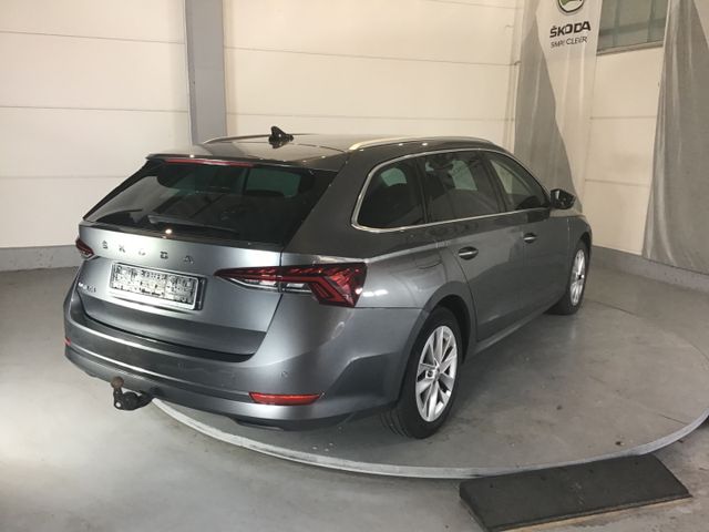 Fahrzeugabbildung Skoda Octavia Style 2.0 TDI Combi DSG/Navi/ACC/AHK/HUD