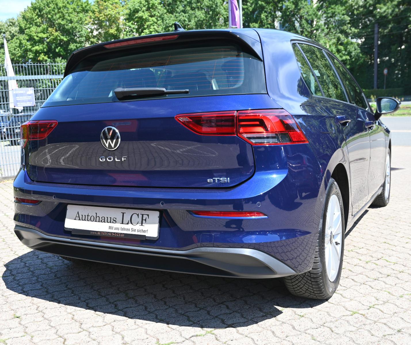 Volkswagen Golf VIII 1.5 eTSI Life Navi LED Kamera CarPlay, миниатюра 8