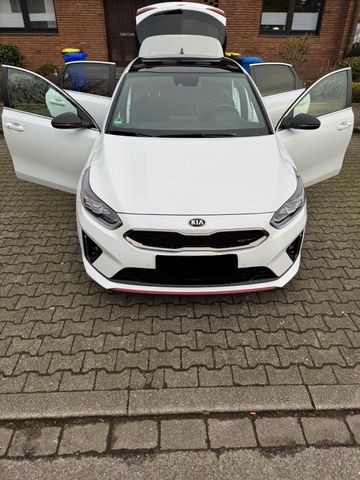 Kia cee'd / Ceed GT wenig km