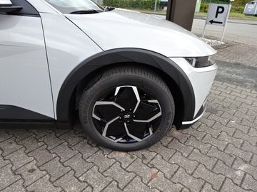 Fotografie 2 des Hyundai IONIQ 5 Elektro 58kWh MJ24*SHZ+WäPumpe*Alu19Zoll