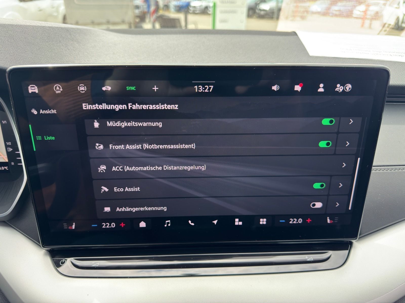 Fahrzeugabbildung SKODA Octavia Combi 1.5 TSI DSG*AHK*RFK*NAVI*eHeck