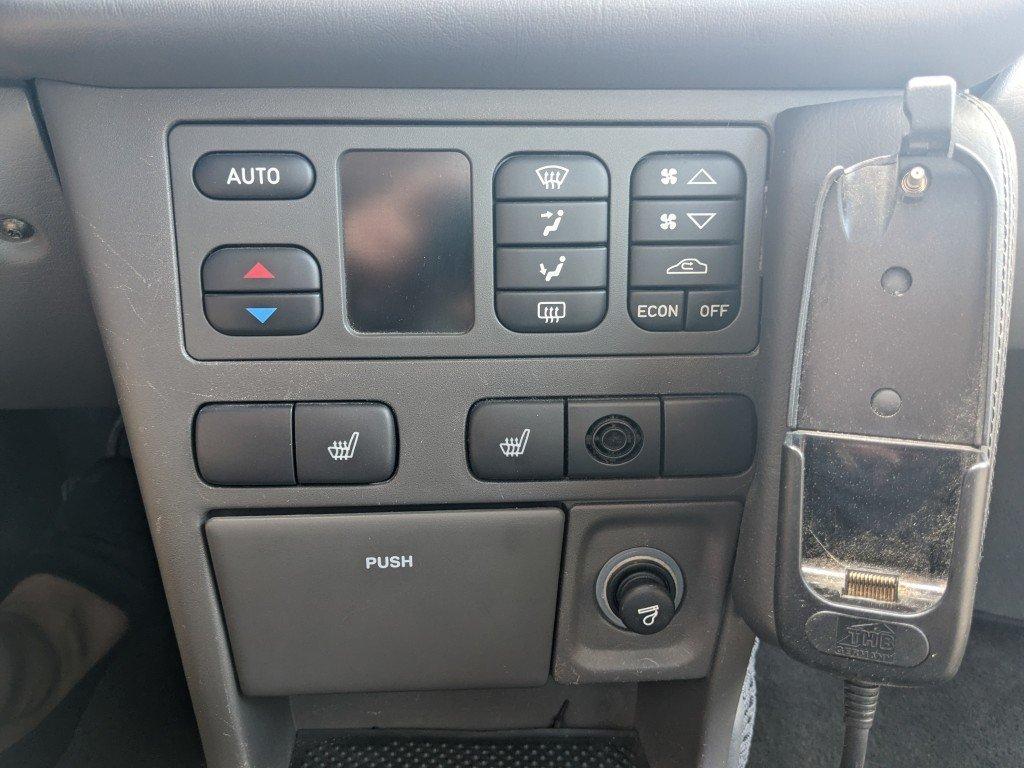 SAAB 9-3 2.0T ANNIVERSARY 150CH - CUIR - SIÈGES CHAUFFANTS - BVM - CLIMATISATION AUTO - 1ERE MAIN - 169.690 KMS