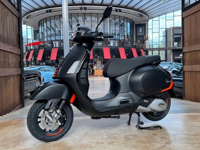 Vespa GTS 125 SuperSport E5+ 2025 schwarz matt SOFORT!