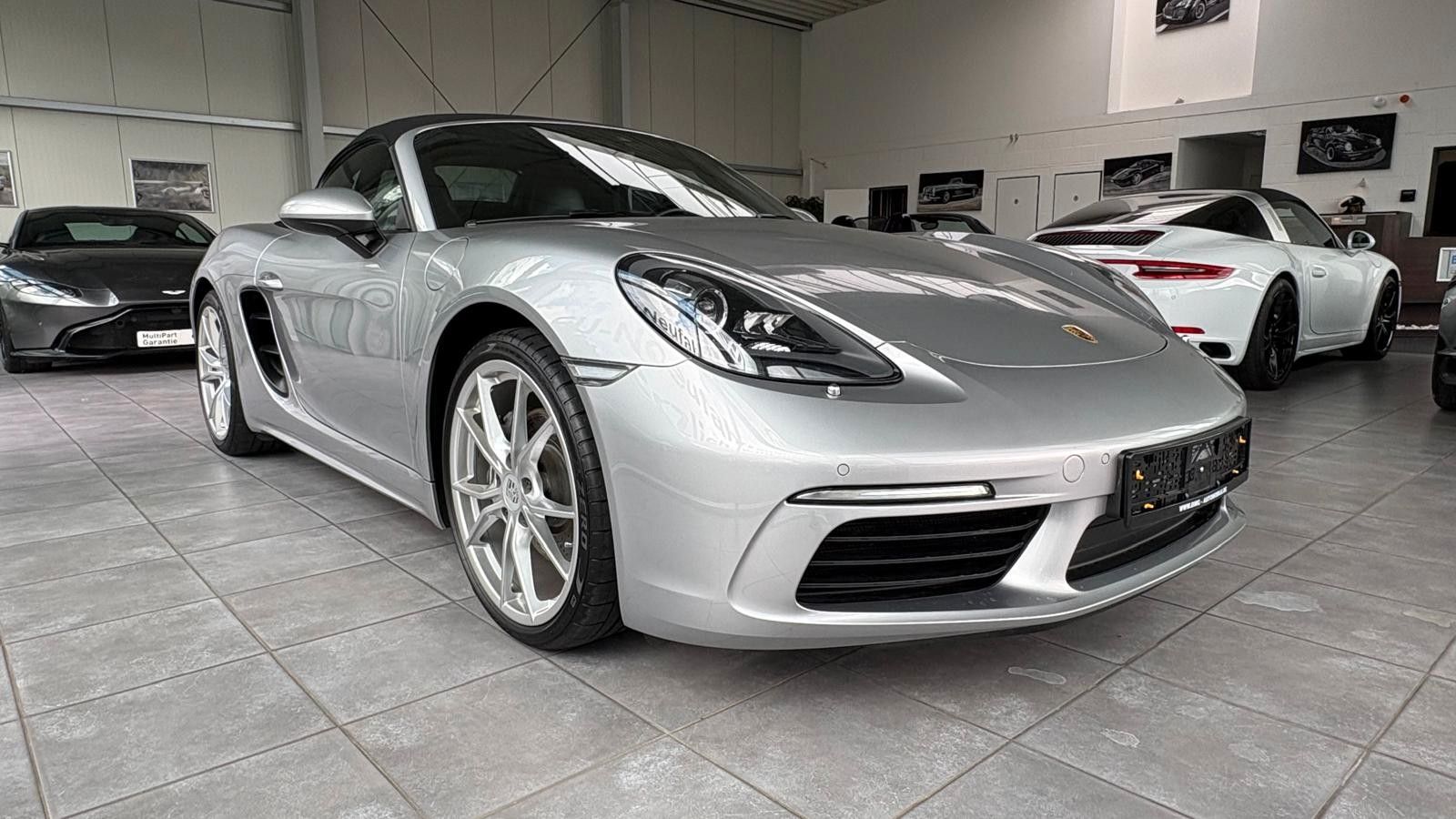 Fahrzeugabbildung Porsche Boxster/718/erst 44000km/TOP!