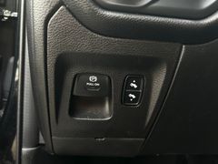 Fahrzeugabbildung Dodge RAM 1500 Gen5 5.7 Hemi Laramie Leder Navi AHK