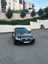 Mercedes-Benz Mercedes Benz E500 W212  /PANO /MASSAGE/ 5... - Mercedes-Benz E 500 in Stuttgart