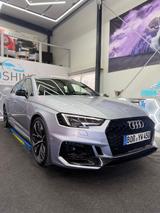 Audi RS4 2.9 TFSI tiptronic quattro Avant/Voll - silberne Audi RS4