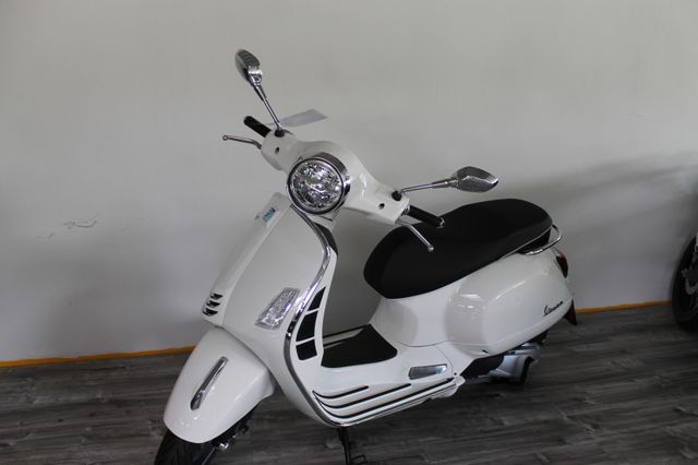 Vespa GTS Super 300