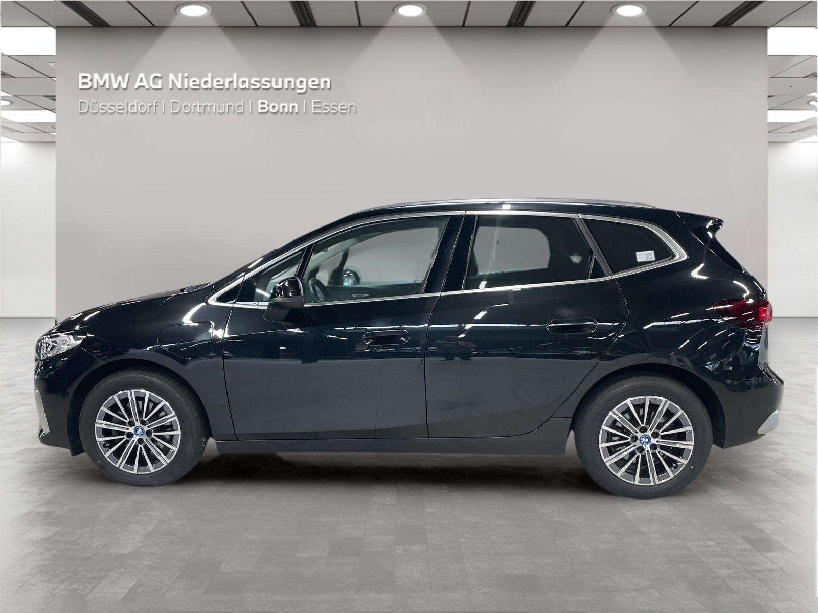 BMW 225e xDrive Active Tourer AHK Kamera Pano.Dach foto 3