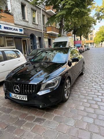 MERCEDES-BENZ CLA 200 Lim Navi Klima PDC Automatik Tüv 