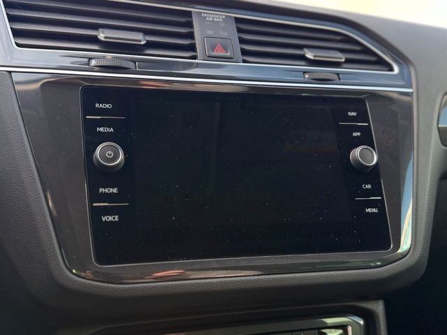 Volkswagen Tiguan Highline *LED*4WD*SHZ*R-Line*