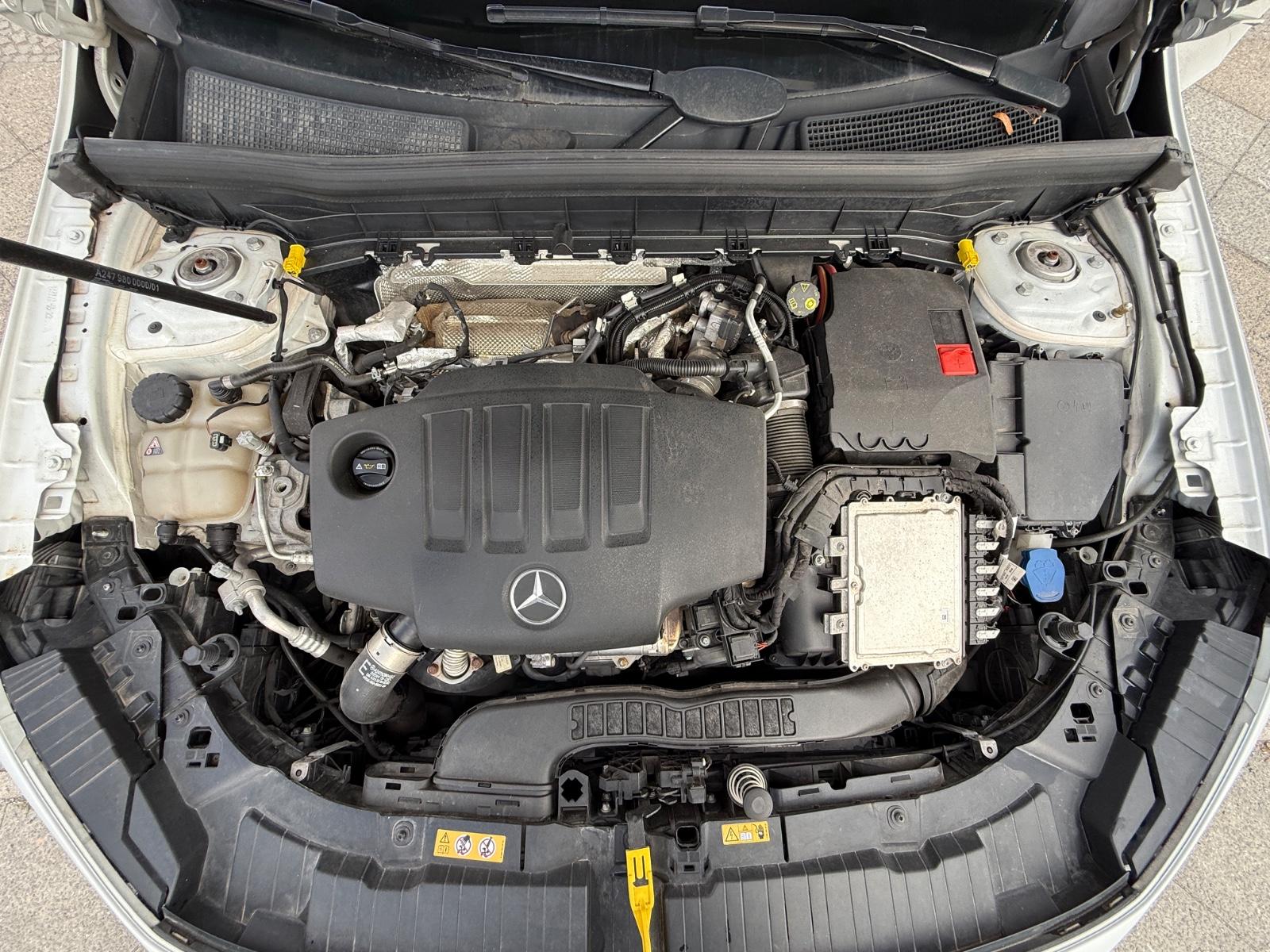 Mercedes-Benz GLB 200d Progressive Business Night Paket Kamera