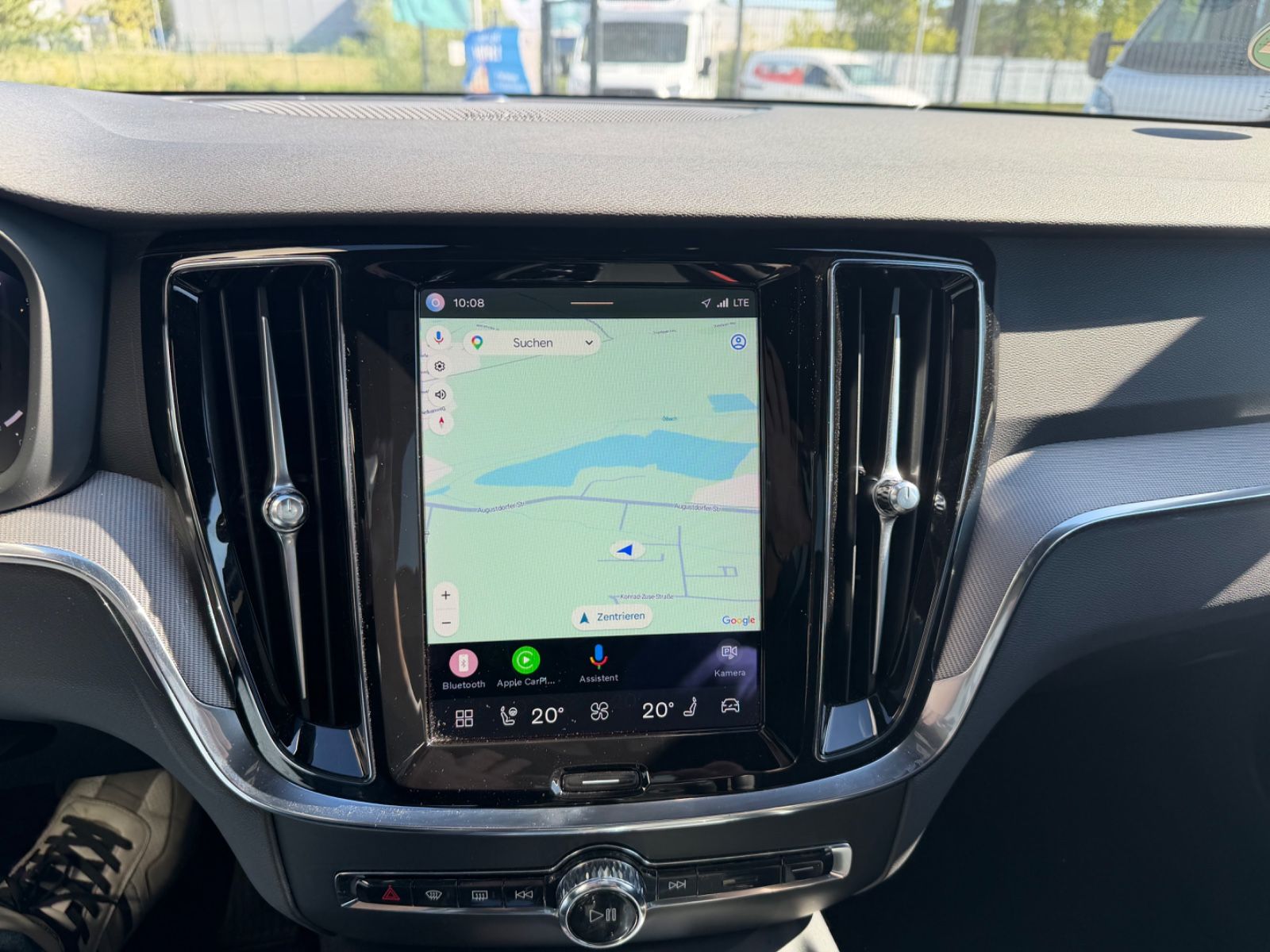 Fahrzeugabbildung Volvo V60 Kombi Plus Dark