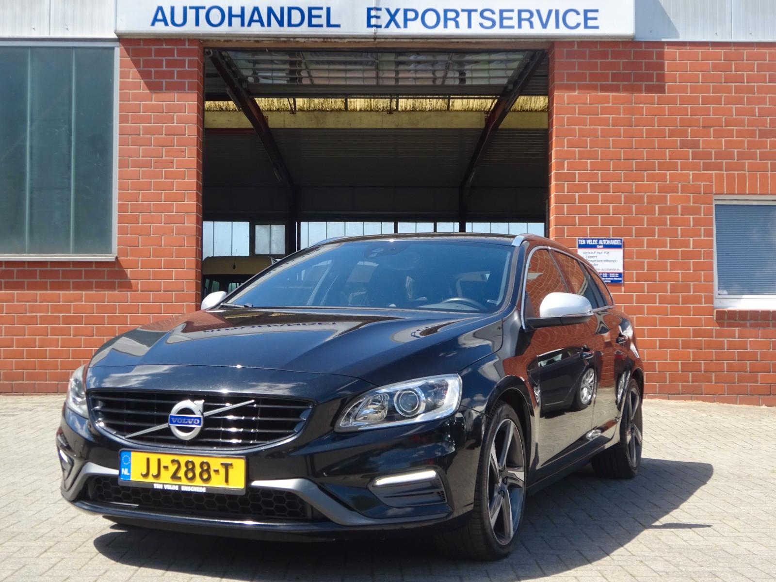 Volvo V60 Kombi Momentum R-Design, Leder