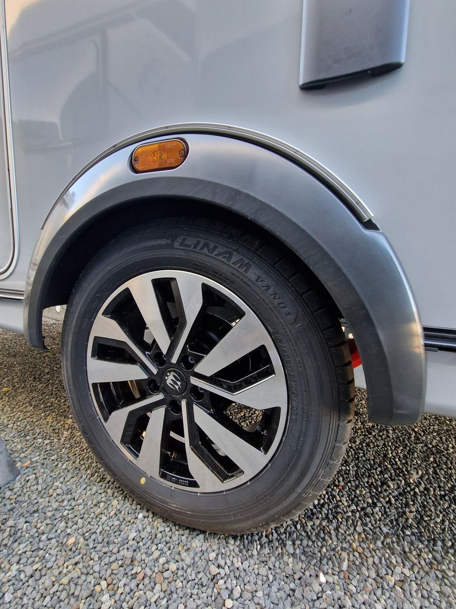 Fahrzeugabbildung Knaus Sport 420 QD