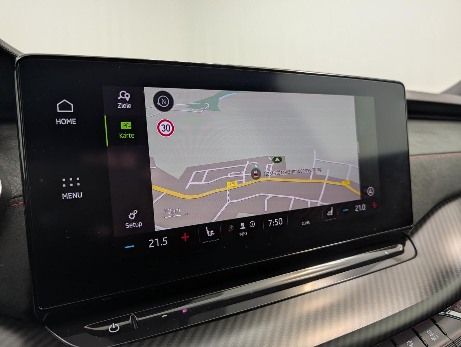 Skoda Octavia 2.0 TSI RS Matrix HuD Navi AHZV RFK Alu1, миниатюра 23