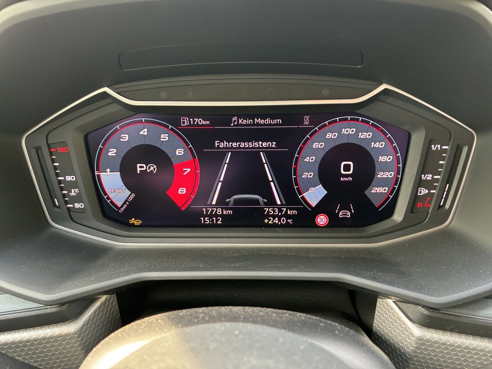 Fahrzeugabbildung Audi A1 allstreet 35TFSI Kamera,LED,Navi,PDC,SHZ,ACC