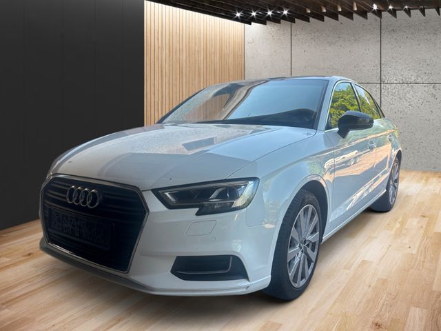 AUDI A3 Limousine 30 TDI design  +4917620600444