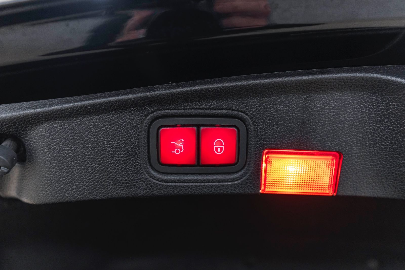 Fahrzeugabbildung Mercedes-Benz C 43 AMG C63 Optik BURMESTER CARBON KAM LED NAV