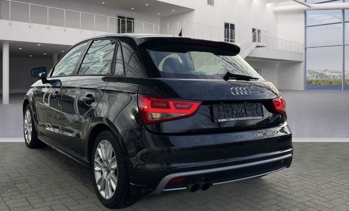 Fahrzeugabbildung Audi A1 Sportback 1.4 TFSI ATTRACTION KLIMA/SHZ/PANO.