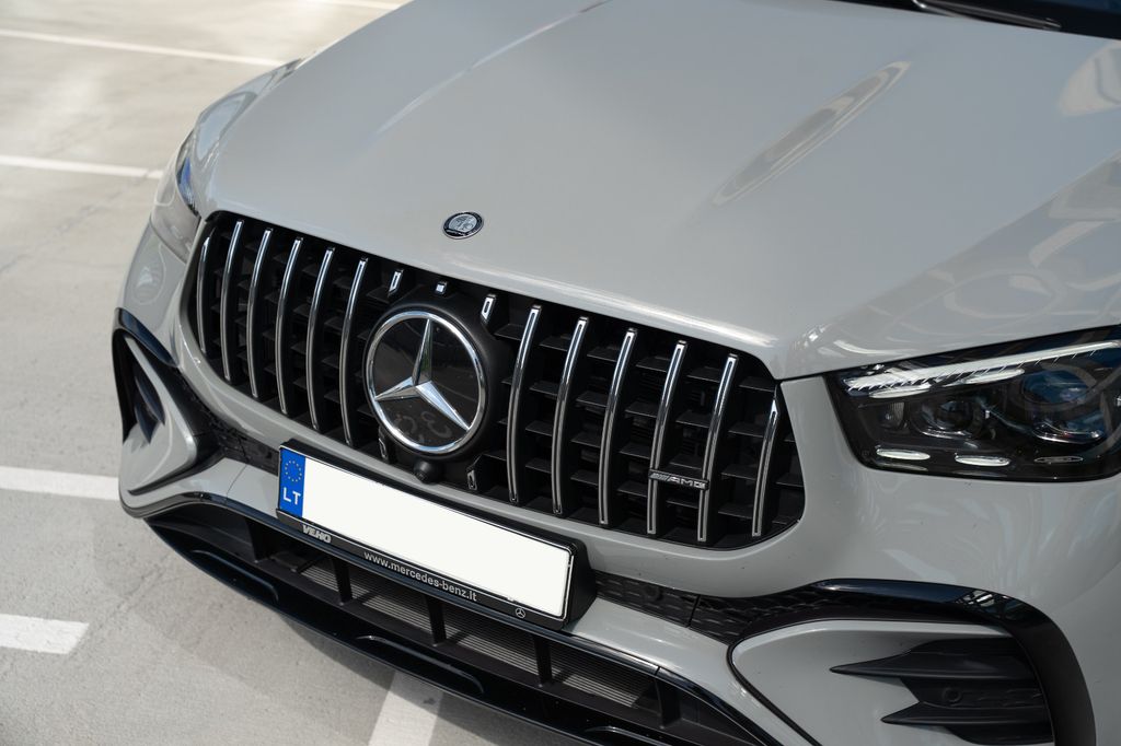 Image of Mercedes-Benz GLE 53 AMG