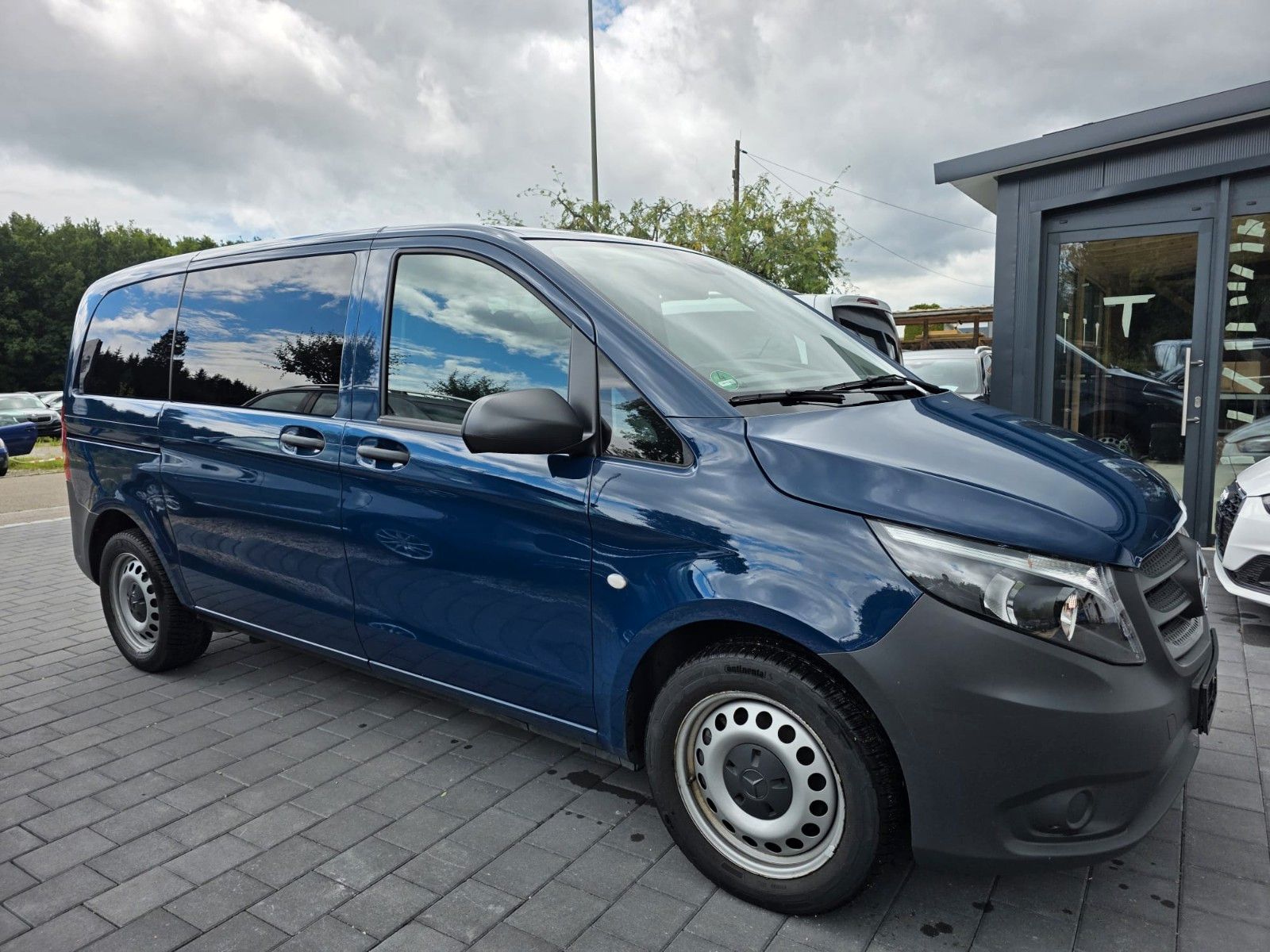 MERCEDES-BENZ Vito Tourer 114CDI  2 FAHRZEUGE SOFORT VERFÜGBAR