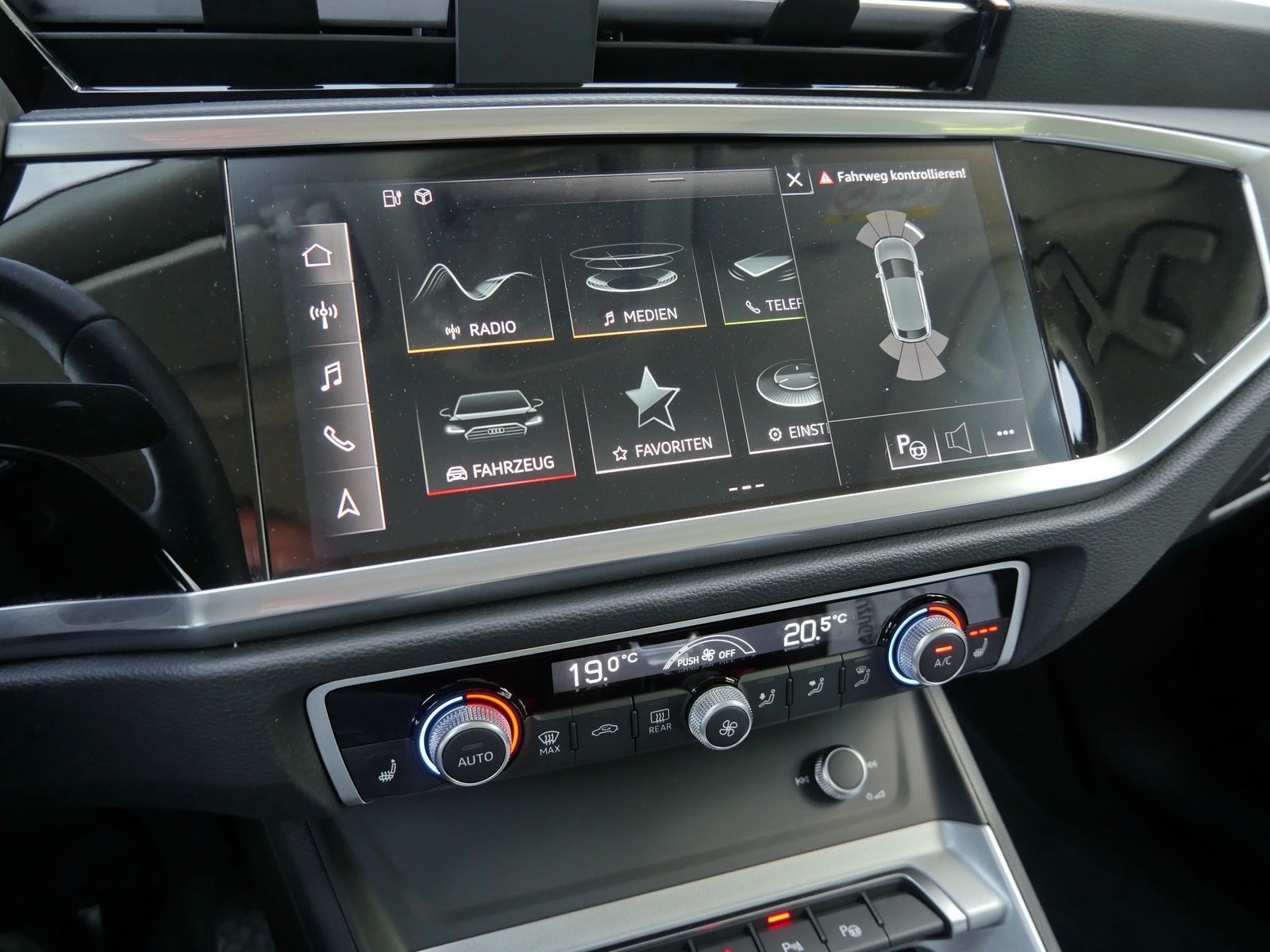 Audi Q3 - Bild 16