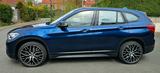 BMW X1 sDrive20i  Steptronic DCT - BMW X1: Sdrive20d
