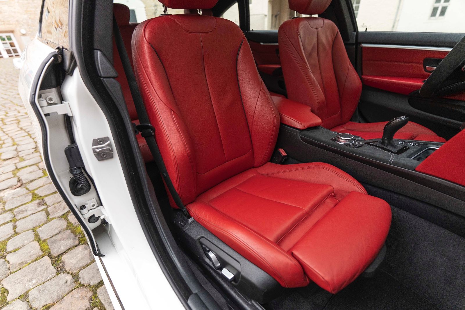 Fahrzeugabbildung BMW 435IX GC M-Performance HUD H&K KAM NAV ALCANTARA