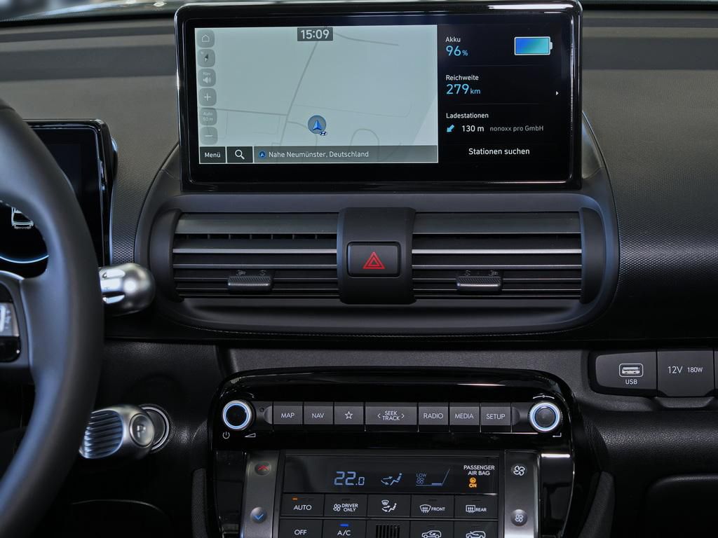 Fahrzeugabbildung Hyundai INSTER EV TREND Effizienz-Paket Dachreling