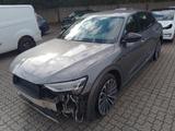 Audi e-tron 55 quattro advanced - Audi e-tron Unfallwagen