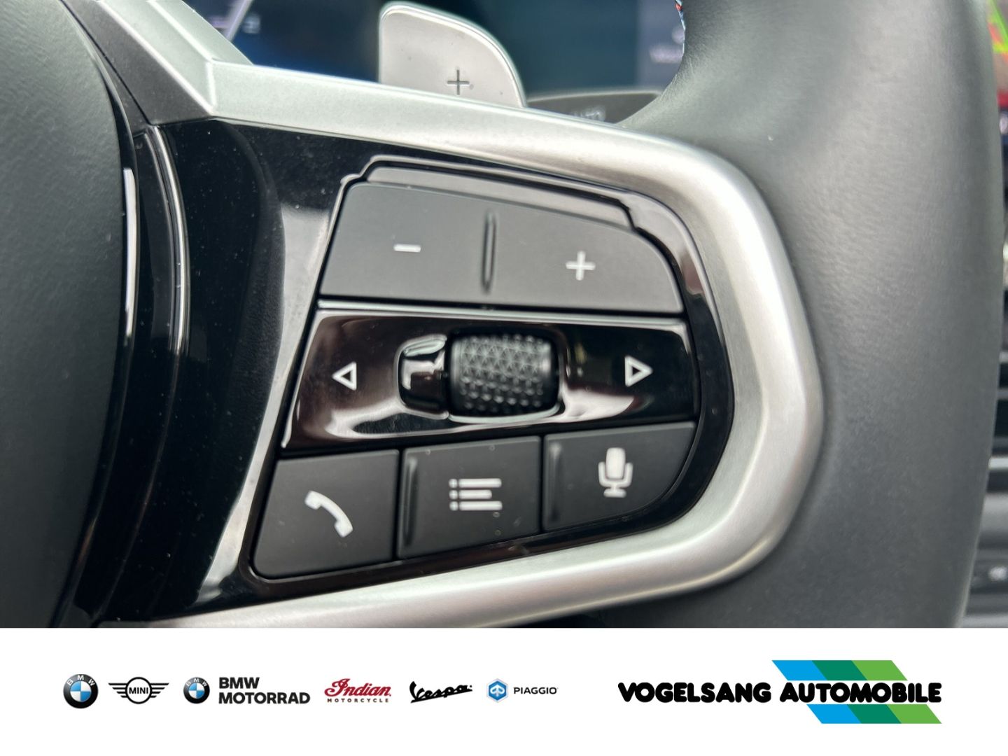 Fahrzeugabbildung BMW M440i xDrive Cabrio 19' LM Lenkradheizung Sportp
